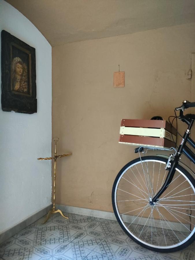 Apartamento Il Sitarein Bolonia Exterior foto